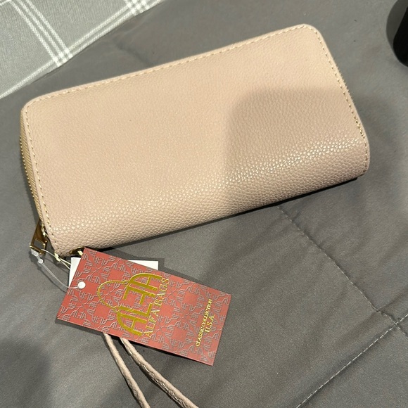 ALFA Tan Women's Wallet - Picture 1 of 8